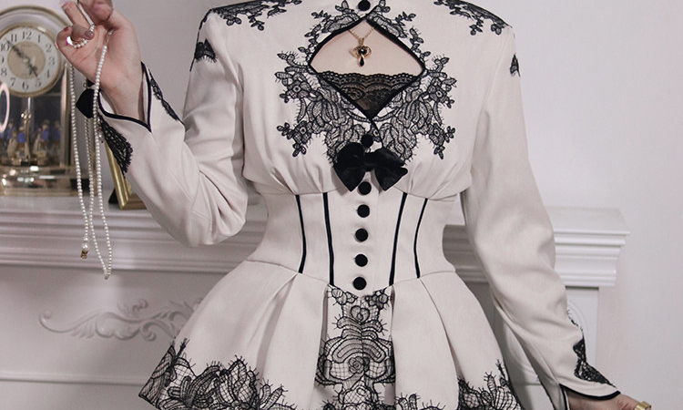 How to Read a Plus-Size Lolita Product Page Before Checkout